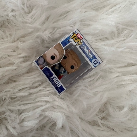 Bitty pop! Funko Pop! Vinyl Figure THOR Marvel - Picture 2 of 4